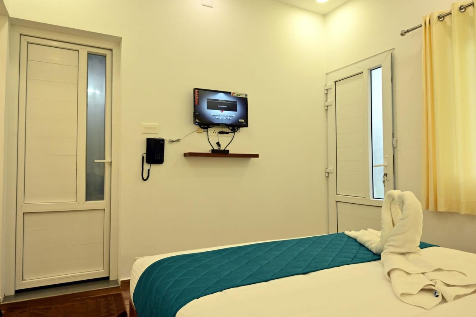 Misty Range Resorts Maraiyūr Eksteriør billede